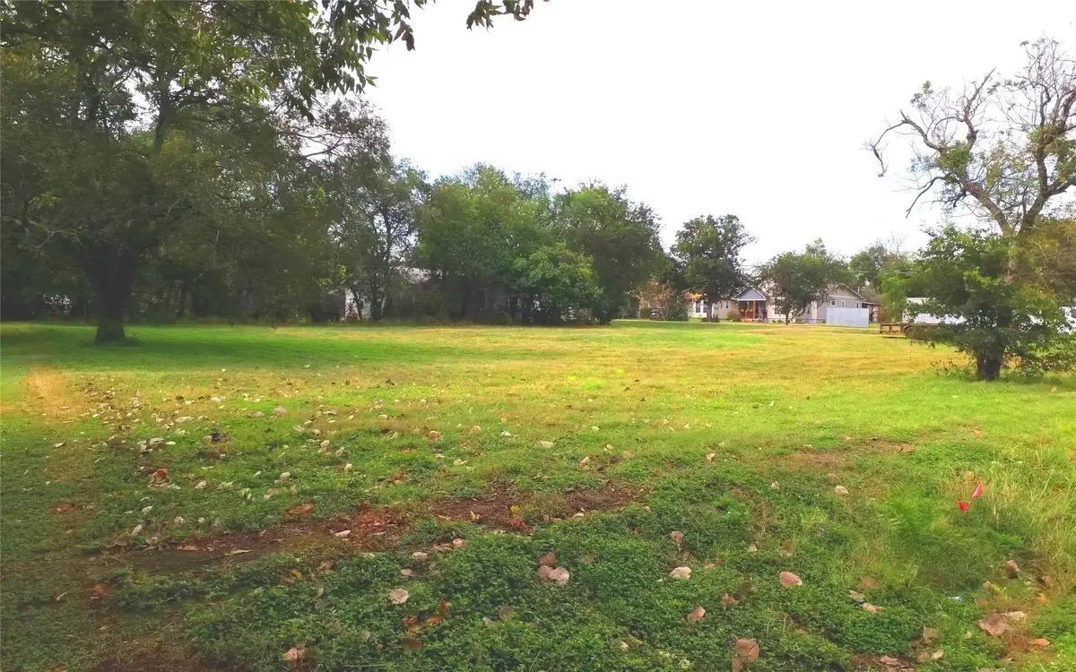 301 4th Street, Eddy, TX 76524 - Image #1