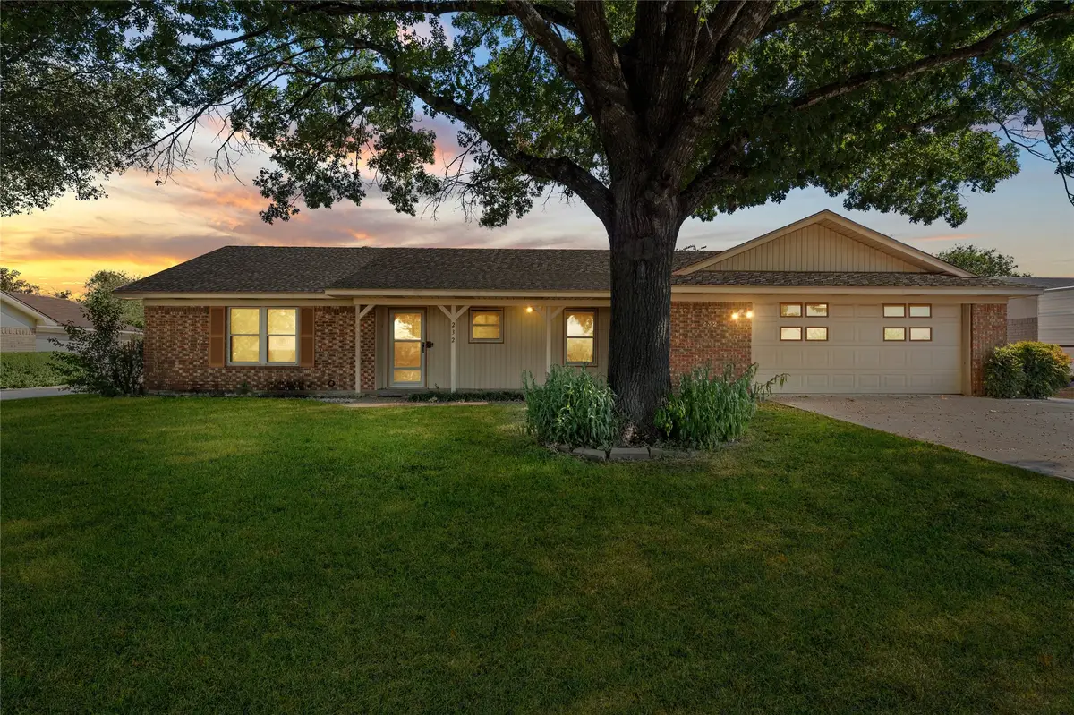 232 Monterrey Drive, Hewitt, TX 76643 - Image #1