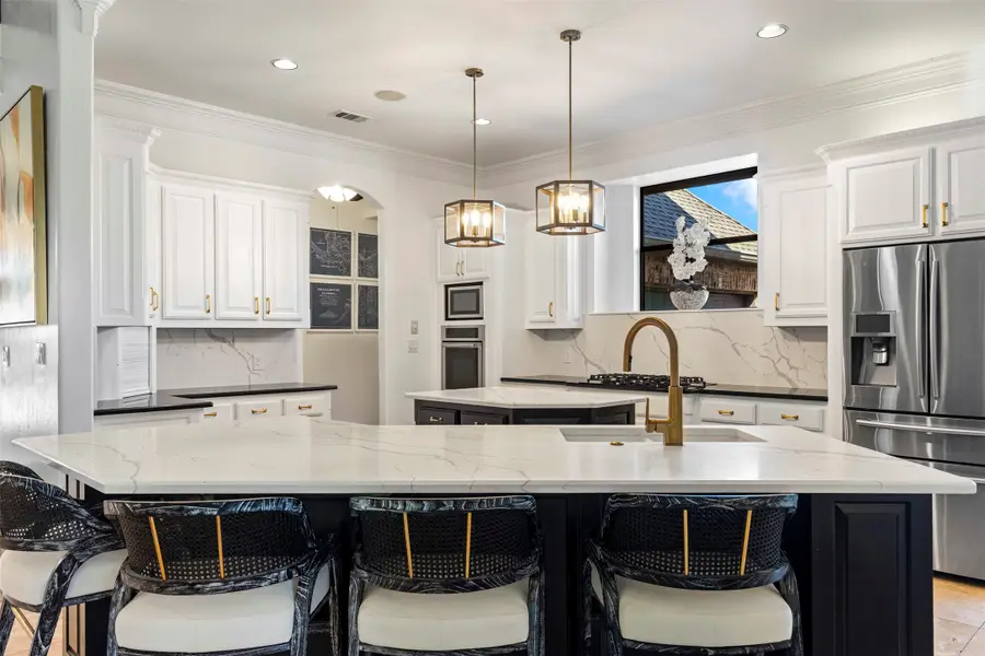 2101 Surrey Lane, McKinney, TX 75072 - Image #3