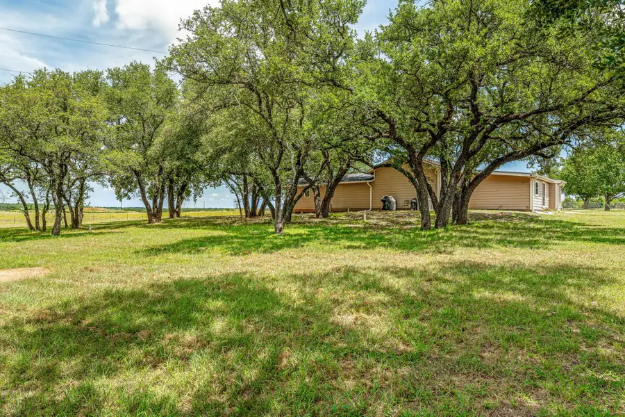 2991 N Farm To Market 200, Rainbow, TX 76077 - Image #2