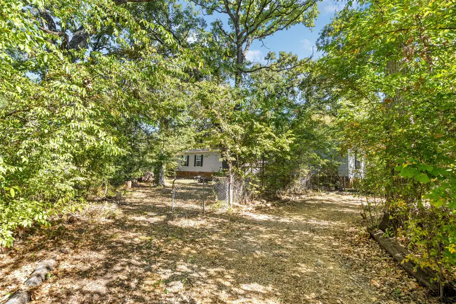 106 Arbolado Boulevard, Gun Barrel City, TX 75156 - Image #3