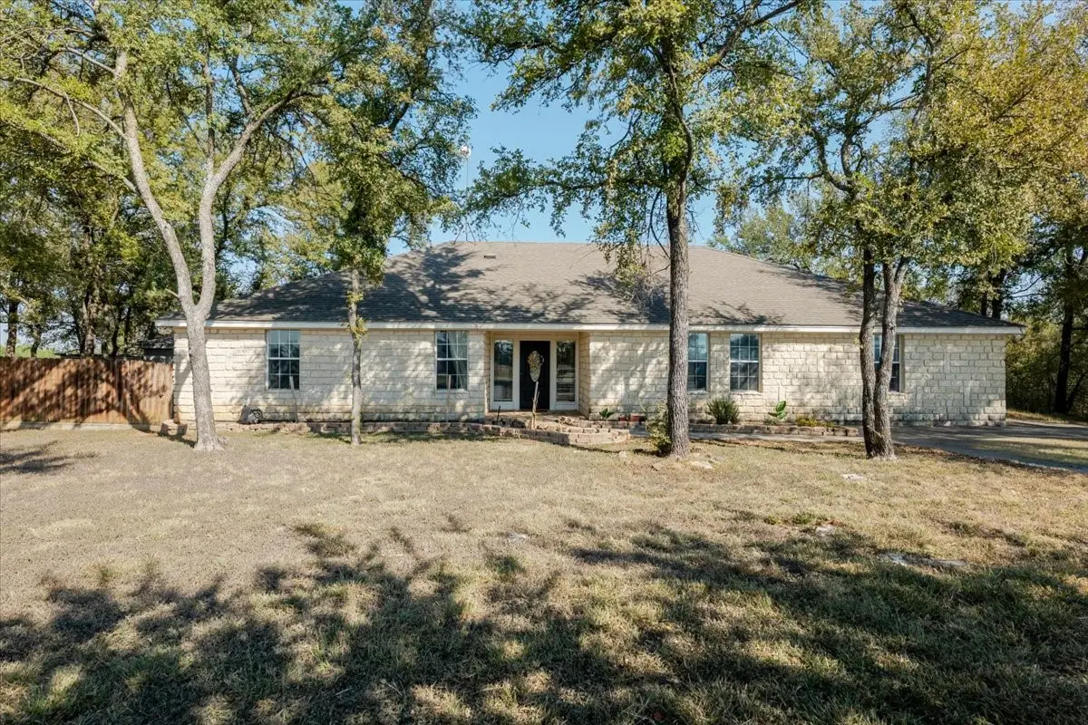 2350 Grindstone Road, Millsap, TX 76066 - Image #1