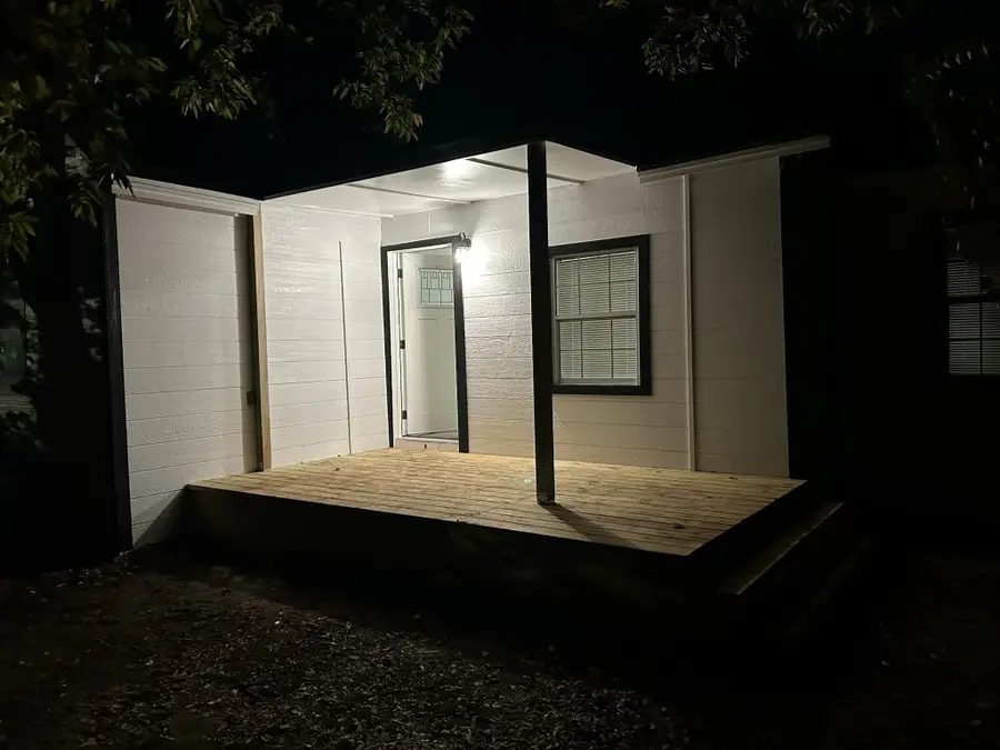 719 N Jefferson Street, Lancaster, TX 75146 - Image #2