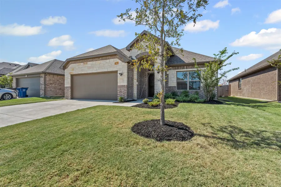 341 Saltmeadow Lane, Red Oak, TX 75154 - Image #3