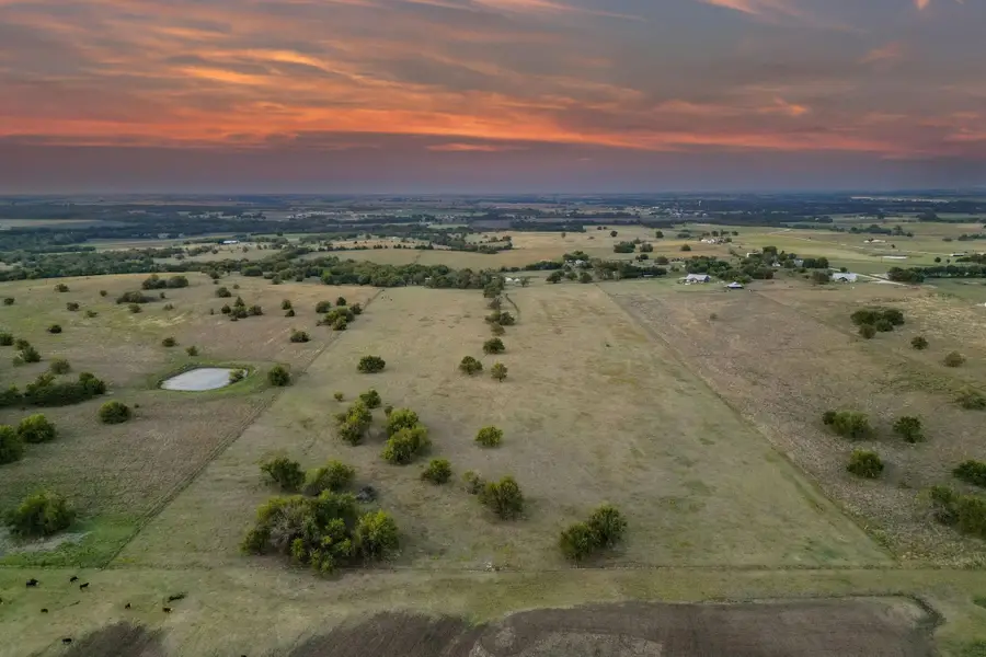 1258 County Road 352 Road, Gainesville, TX 76240 - Image #3