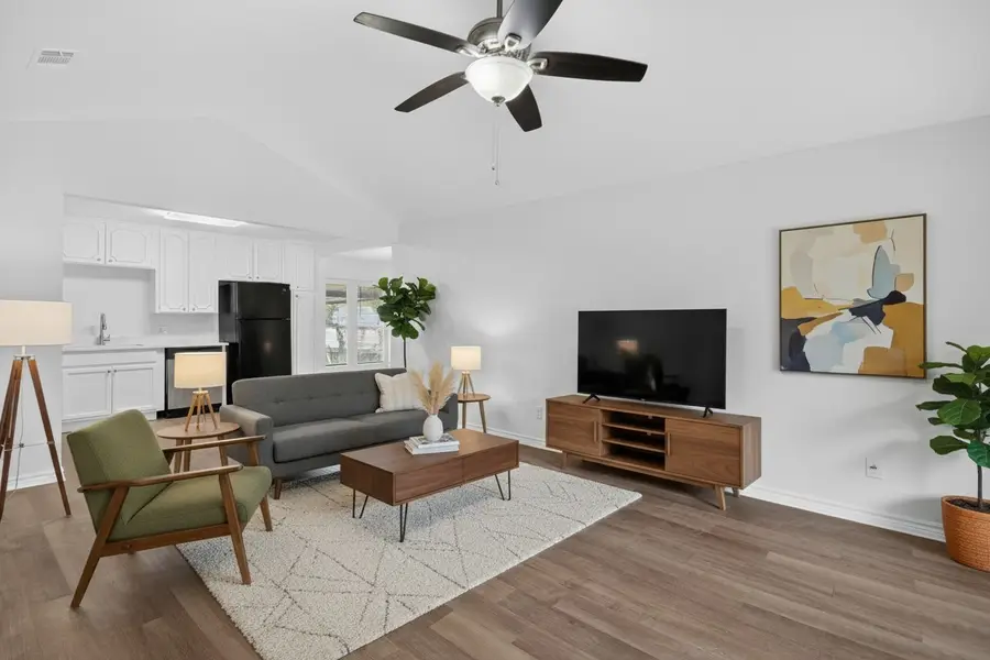 406 N Burdette Avenue, Sherman, TX 75090 - Image #3