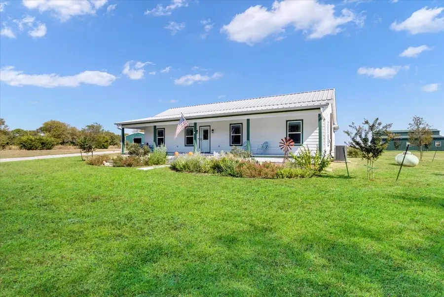 3050 Wolf Front Road, Van Alstyne, TX 75495 - Image #2