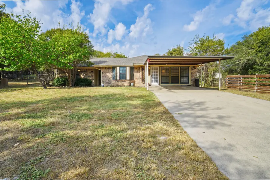 1312 Robyn Road, Azle, TX 76020 - Image #3
