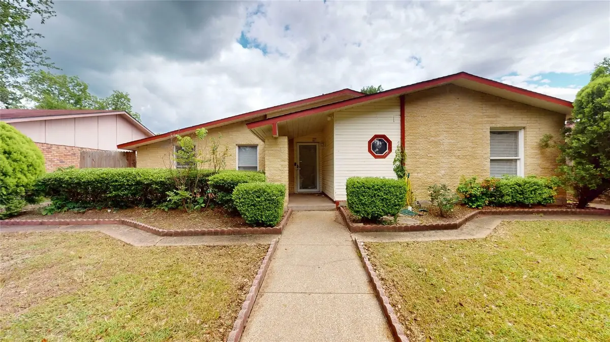 2810 Dove Meadow Drive, Garland, TX 75043 - Image #1