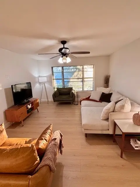 710 Bunny Rabbit, Athens, TX 75751 - Image #2