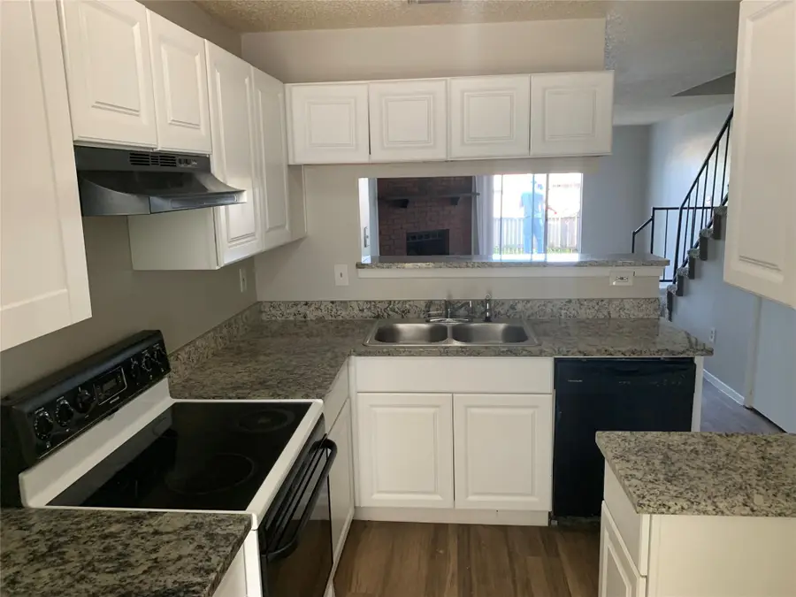 10500 Lake June Road #O06, Dallas, TX 75217 - Image #3