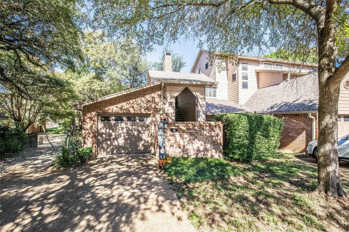 135 Pleasant Grove Lane, Waco, TX 76712 - #1