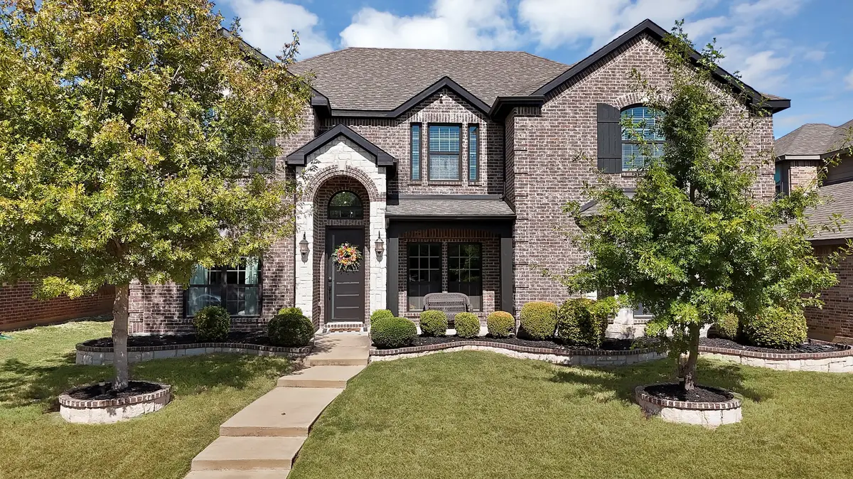 119 Crystal Creek Drive, Red Oak, TX 75154 - Image #1