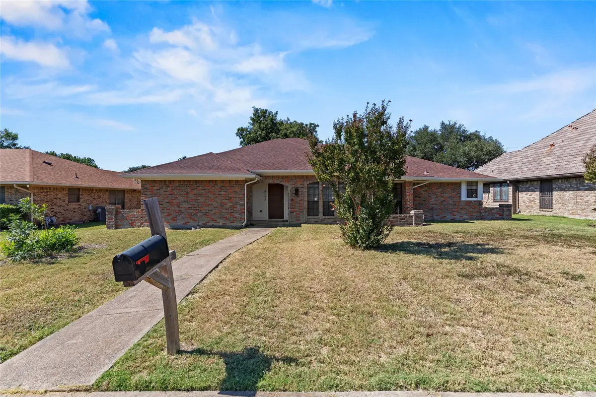 4243 Blackheath Road, Dallas, TX 75227 - Image #1