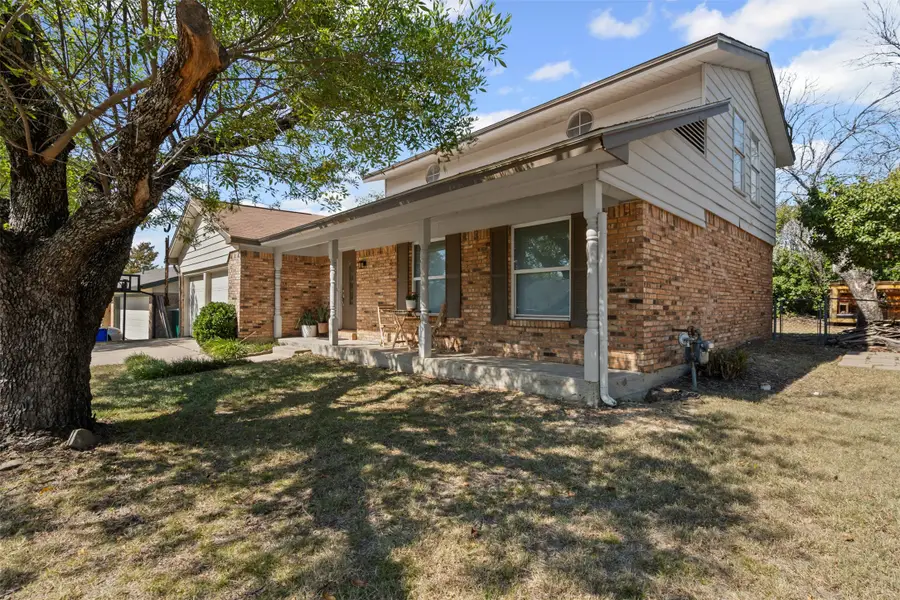 5817 Bunker Boulevard, Watauga, TX 76148 - Image #3