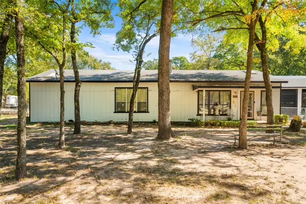 1301 County Road 2405, Kemp, TX 75143