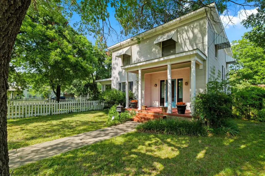 213 S Clements Street, Gainesville, TX 76240 - Image #3