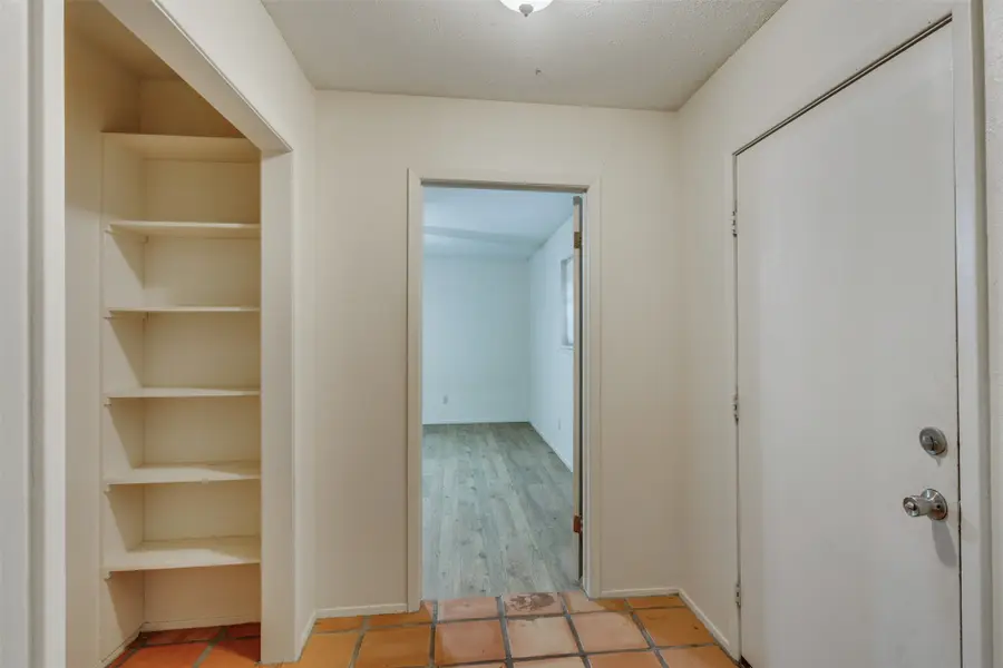 712 Indiana Street, Graham, TX 76450 - Image #3