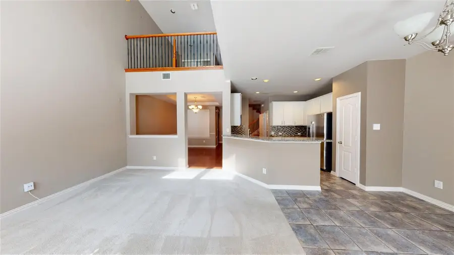 608 Gray Stone Lane, Richardson, TX 75081 - Image #2