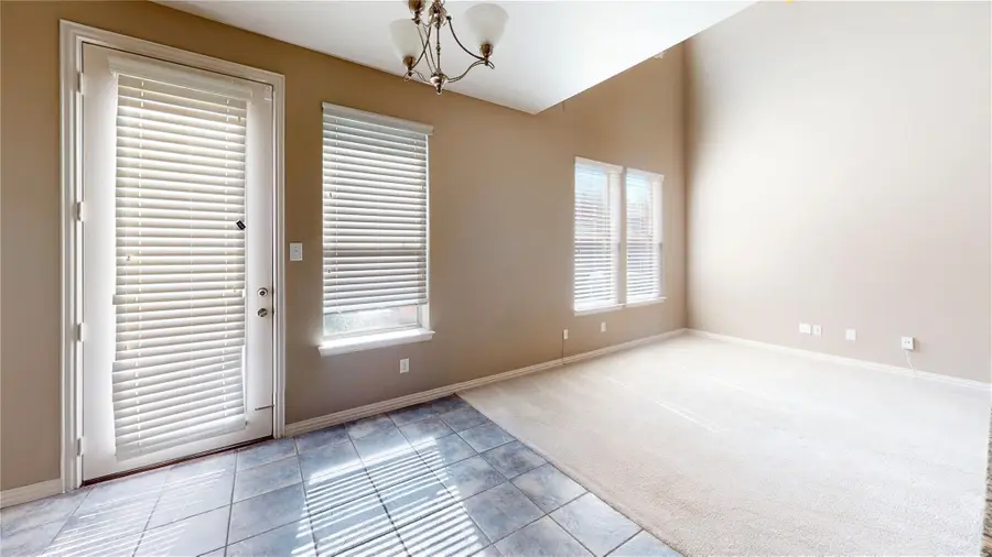 608 Gray Stone Lane, Richardson, TX 75081 - Image #3