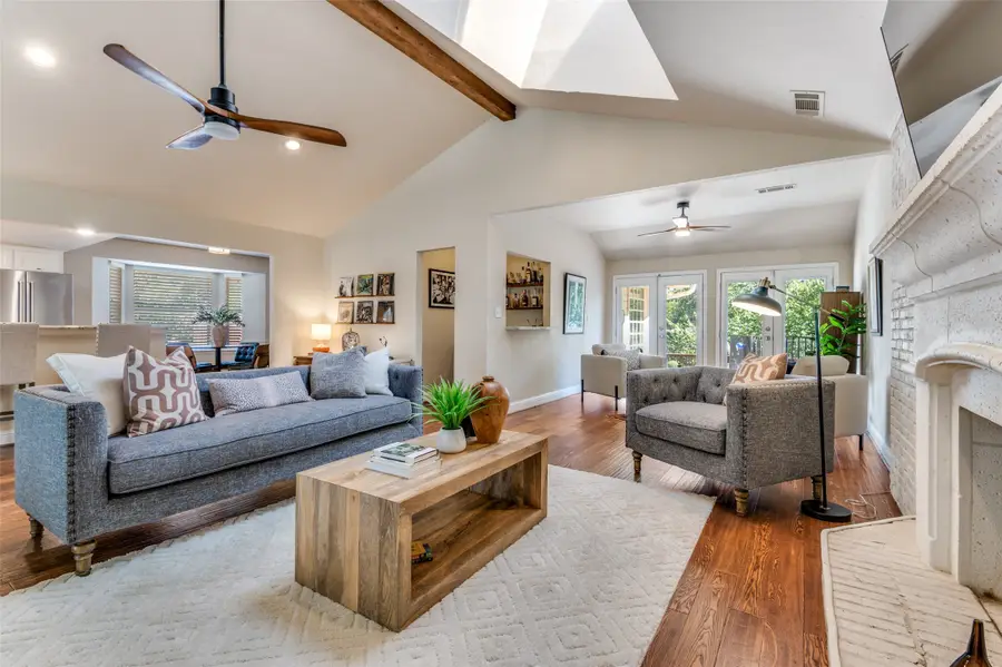 404 Brook Glen Place, Richardson, TX 75080 - Image #3