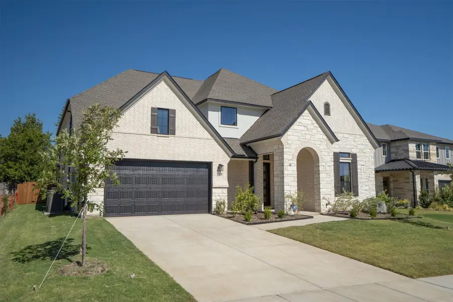 305 Alicia Court, Mansfield, TX 76063 - Image #2
