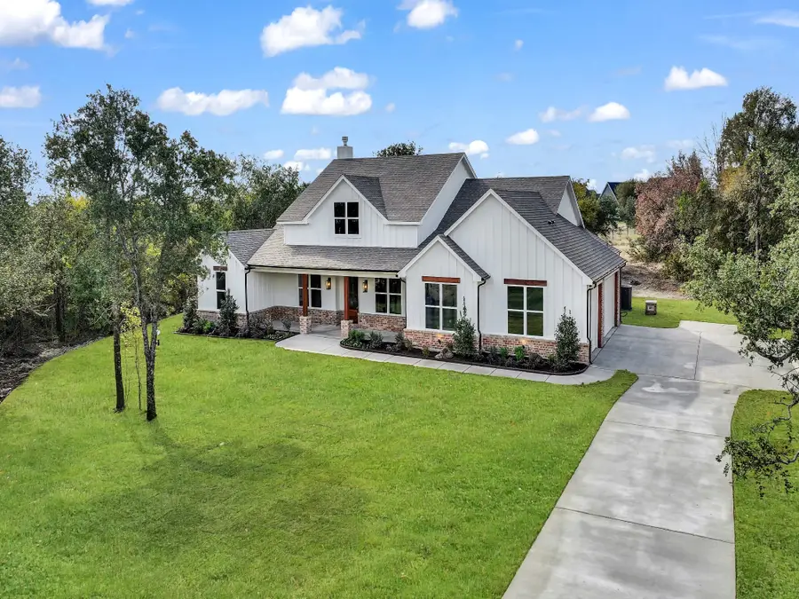 405 Wind Pump Alley, Weatherford, TX 76085 - Image #2