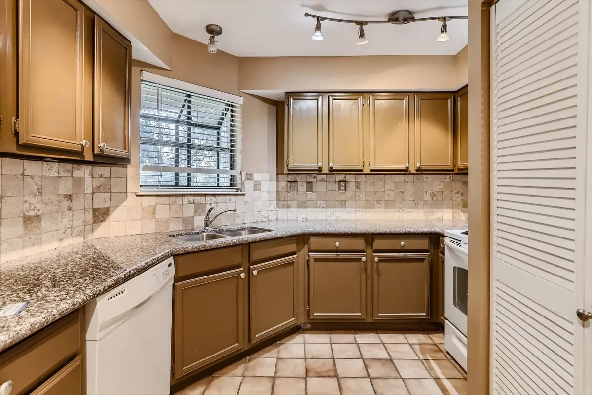 16301 Ledgemont Lane #257, Addison, TX 75001 - Image #1