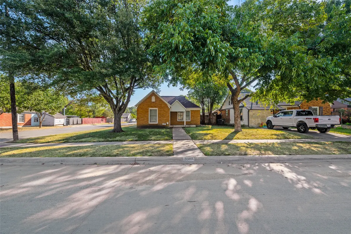 3901 Frazier Avenue, Fort Worth, TX 76110 - Image #1