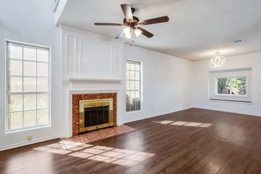 1605 Beach Lane, Arlington, TX 76014 - Image #3