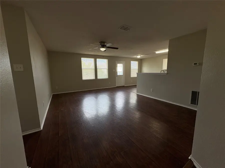 325 Indian Blanket Drive, Burleson, TX 76028 - Image #3