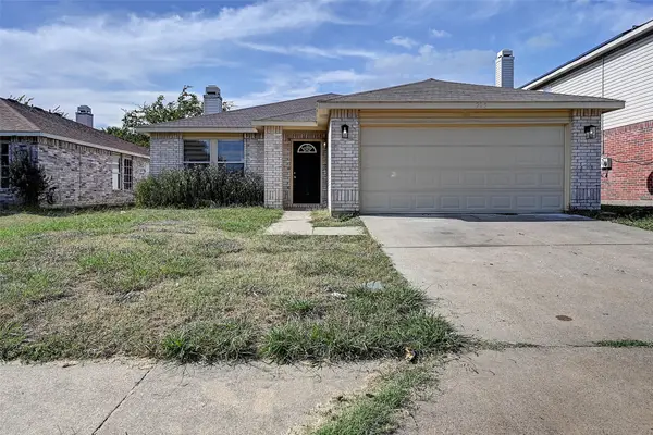 225 Stoneridge Drive, Mesquite, TX 75149