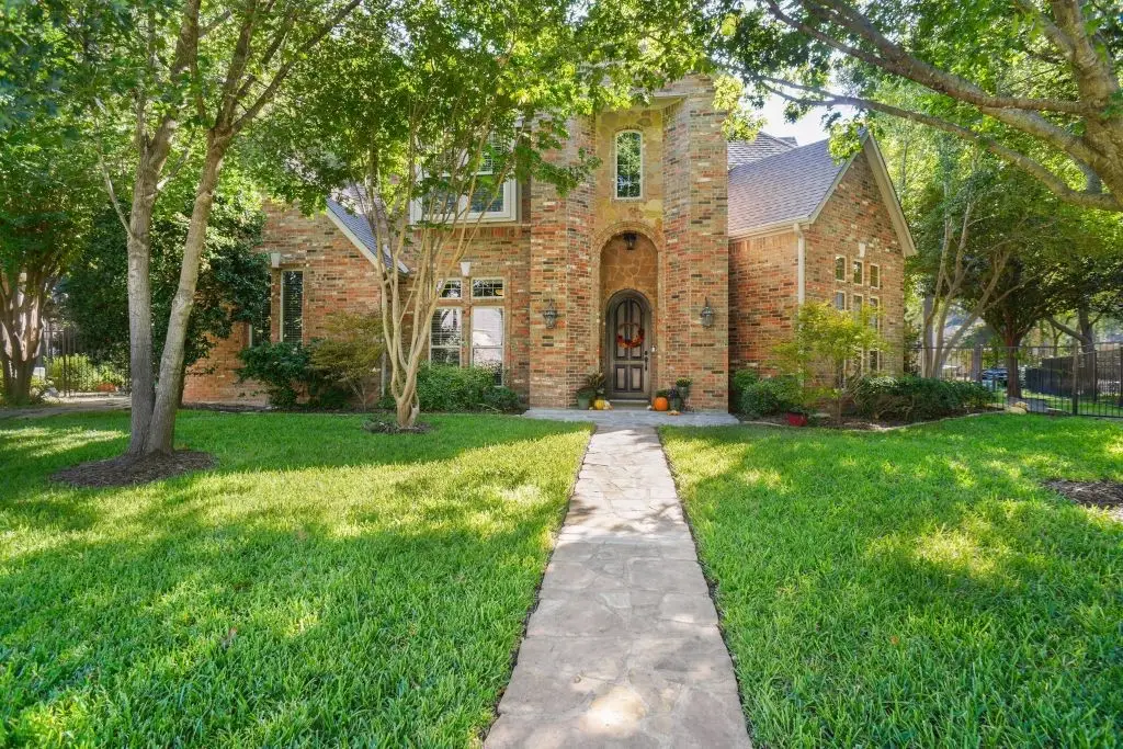 5848 River Meadows Place, Fort Worth, TX 76112 - Image #1