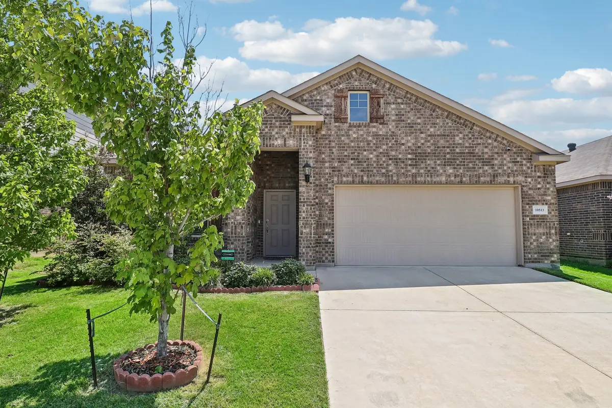 10513 Summer Place Lane, Fort Worth, TX 76140 - Image #1