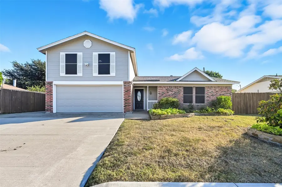 6604 Whitley Road, Watauga, TX 76148 - Image #2