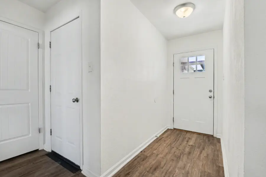 524 Cole Avenue, Saginaw, TX 76179 - #3