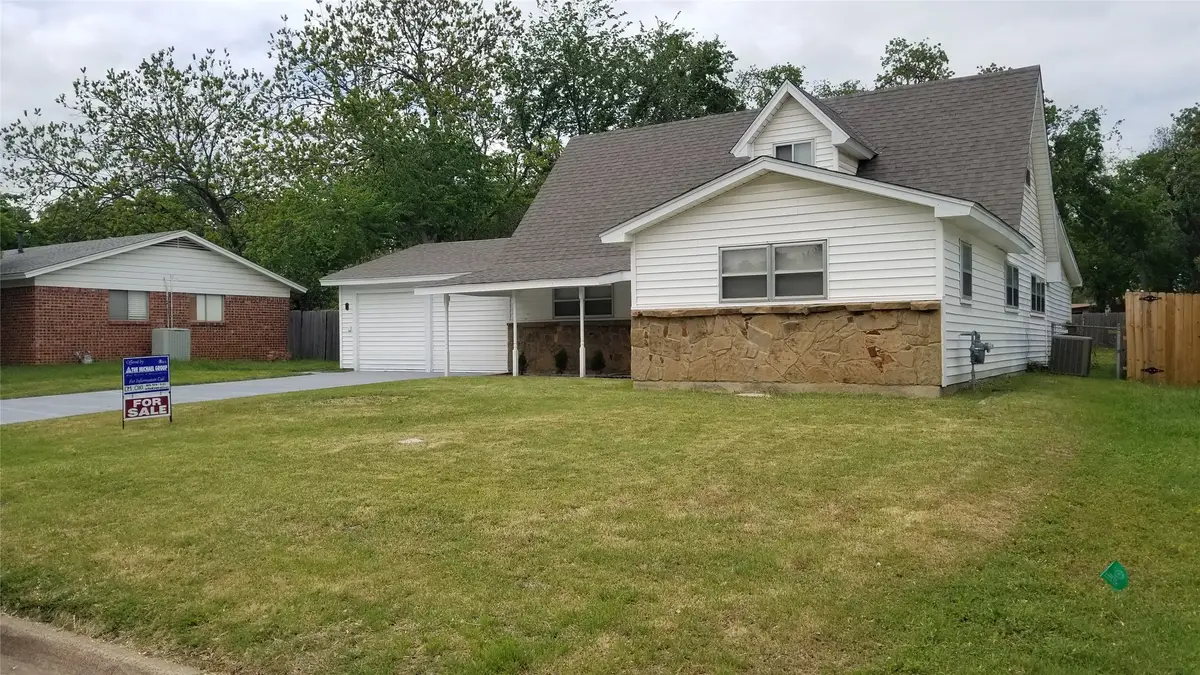 758 Briarwood Lane, Hurst, TX 76053 - Image #1