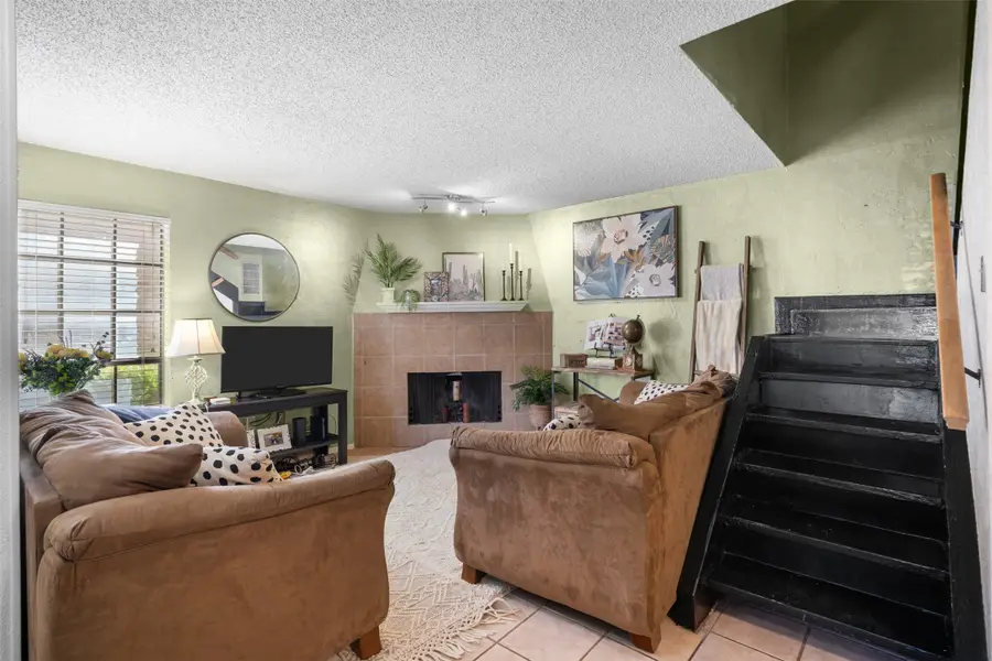 857 Dublin Drive #2, Richardson, TX 75080 - Image #3