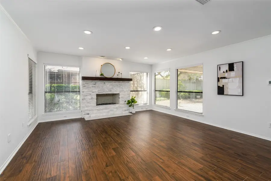 4045 Morman Lane, Addison, TX 75001 - Image #2