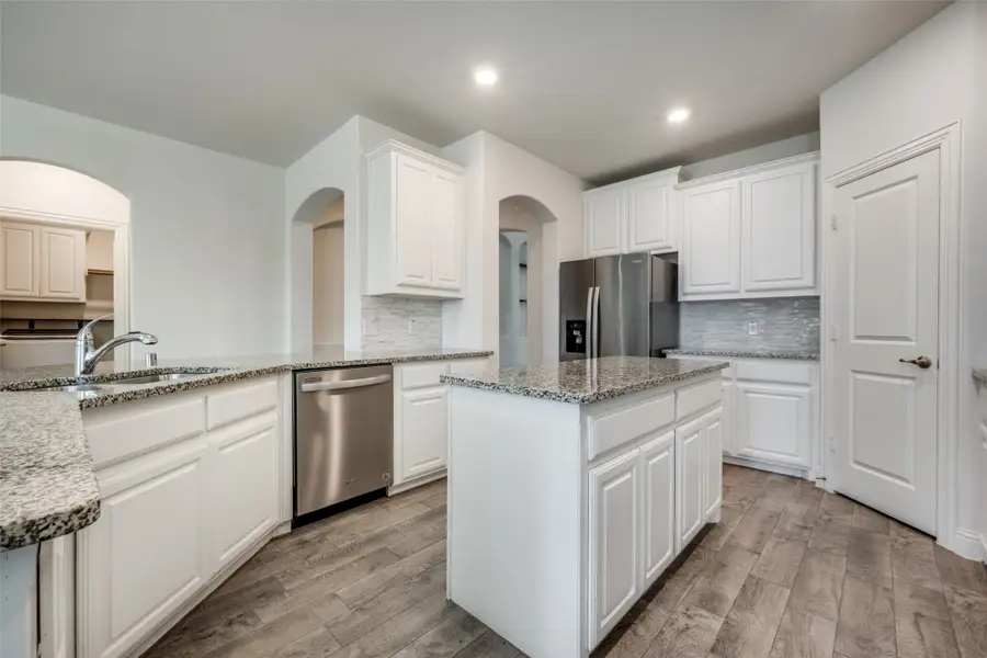 1528 Trailwood Terrace, Aubrey, TX 76227 - Image #3