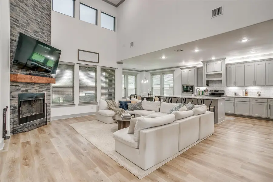 12558 Beasley Court, Fort Worth, TX 76126 - Image #3