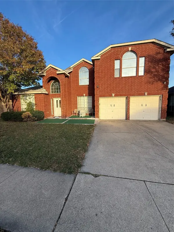 7415 Amsterdam Lane, Arlington, TX 76002