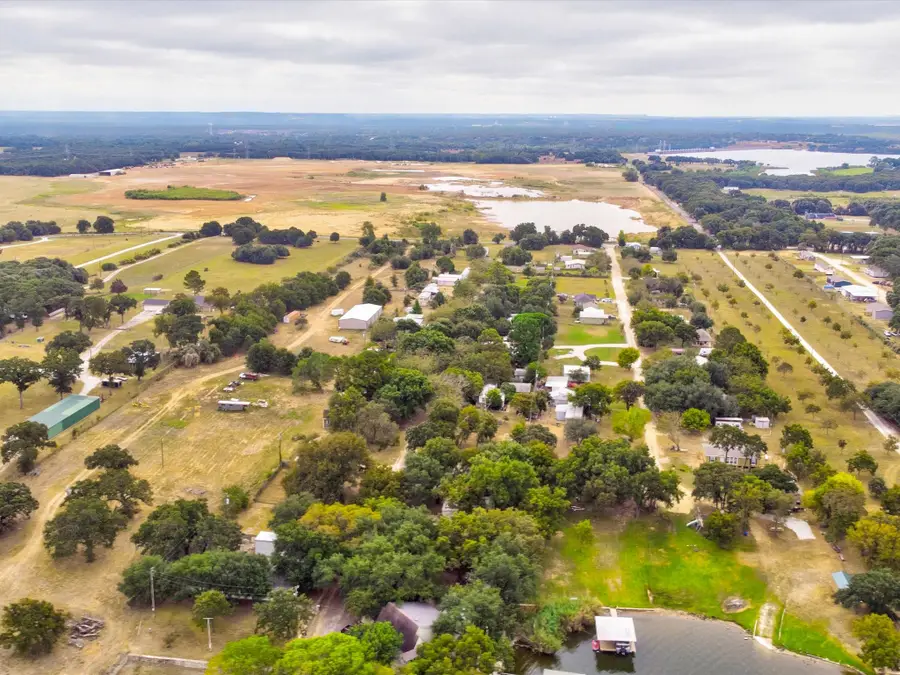 6717 Sunset Cove Court, Granbury, TX 76049 - Image #3