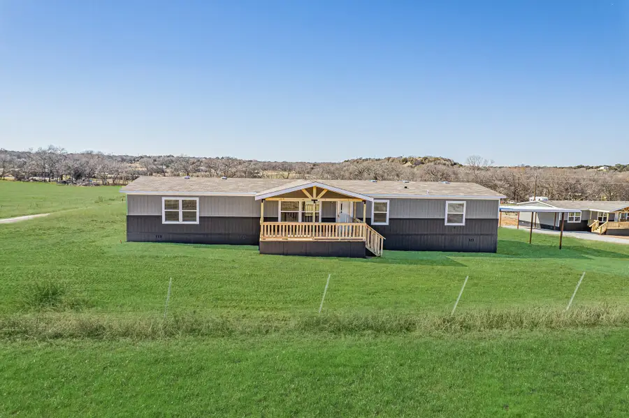 245 Lelon Lane, Springtown, TX 76082 - Image #2