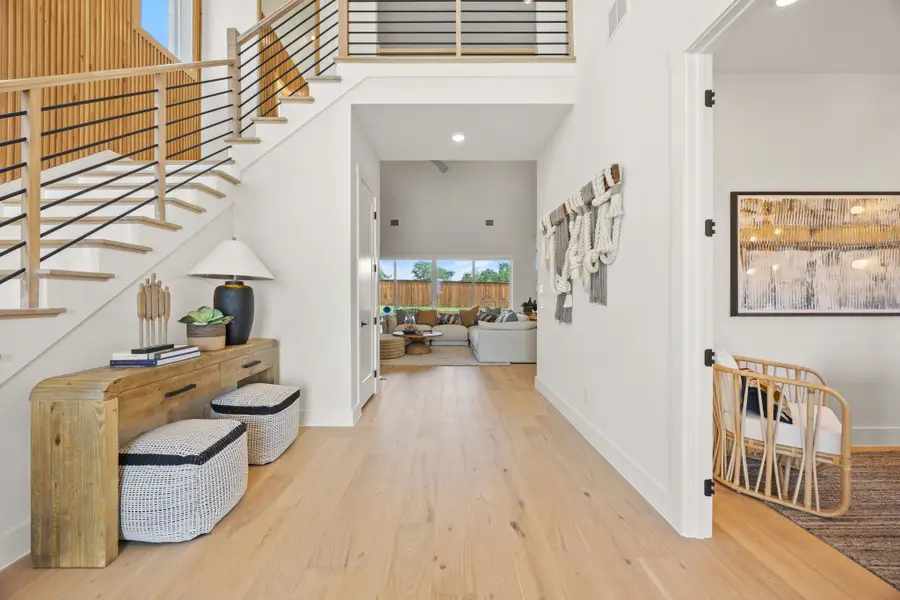 1404 Hidden Cove Drive, Lakewood Village, TX 75068 - Image #3