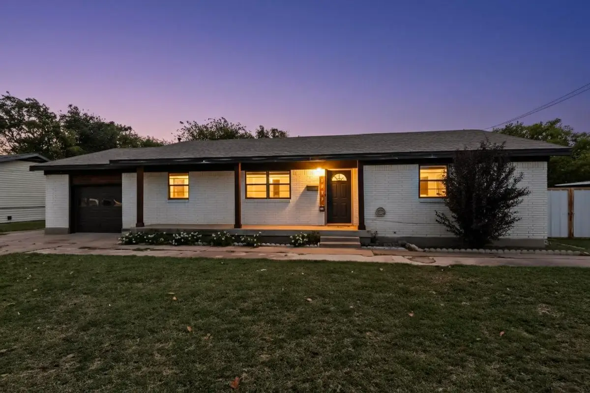 3533 Reagan Drive, Fort Worth, TX 76116 - Image #1