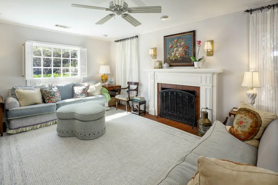 4428 Southwestern Boulevard, Dallas, TX 75225 - Image #3