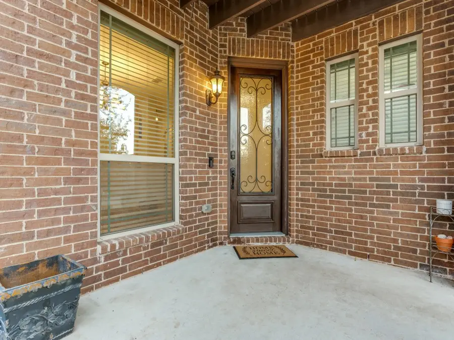 1605 Barnard Lane, Aubrey, TX 76227 - Image #2