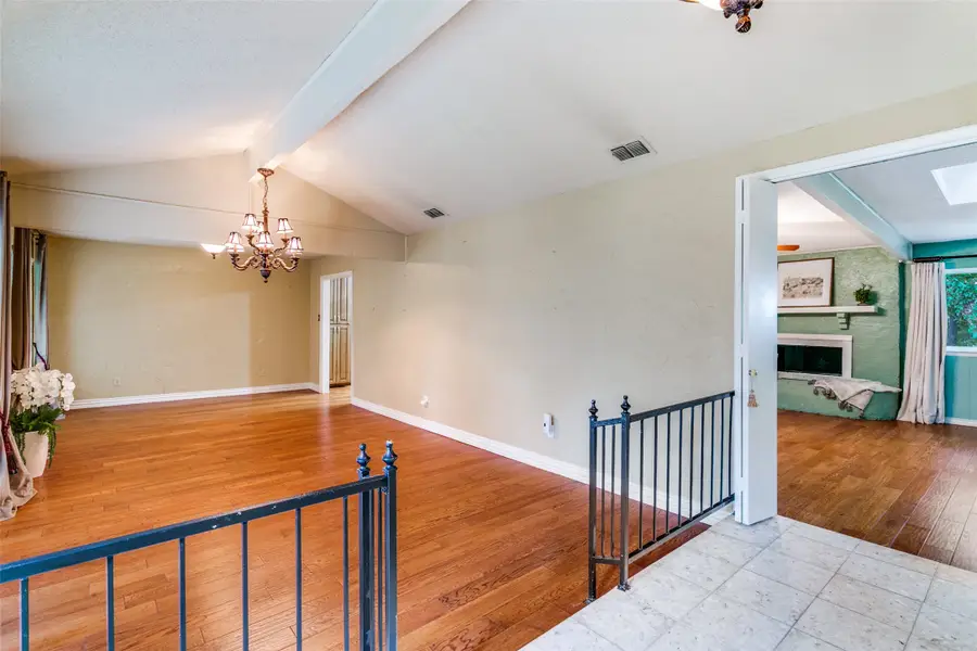 1309 Driftwood Drive, Euless, TX 76040 - Image #3