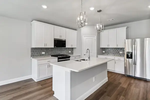 2134 Mustang Way, Seagoville, TX 75159